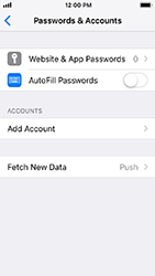 iPhone SE - iOS 12 - Setup email, step 4